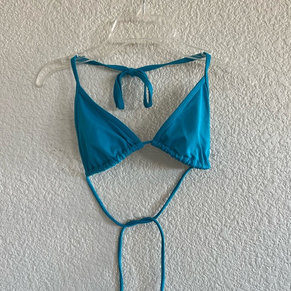 Victoria’s Secret Teal Triangle String Bikini - Picture 5 of 12